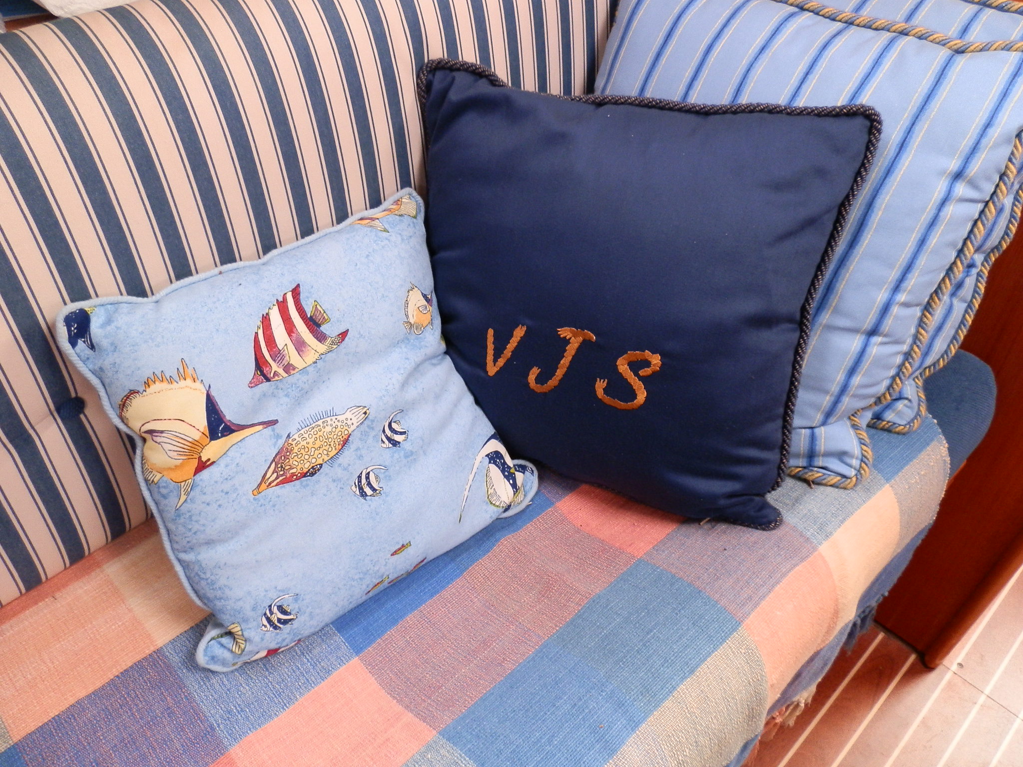 VJS embroided cushion